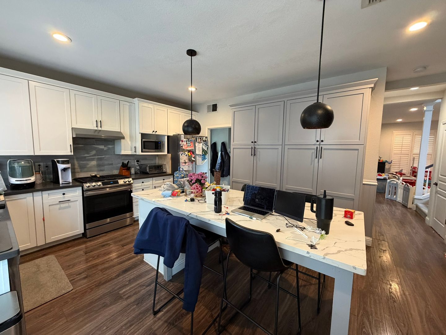 9448 Cedarview Way  - Elk Grove - California - 4 bed, 3 bath rental property