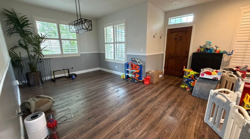 9448 Cedarview Way  - Elk Grove - California - 4 bed, 3 bath rental property