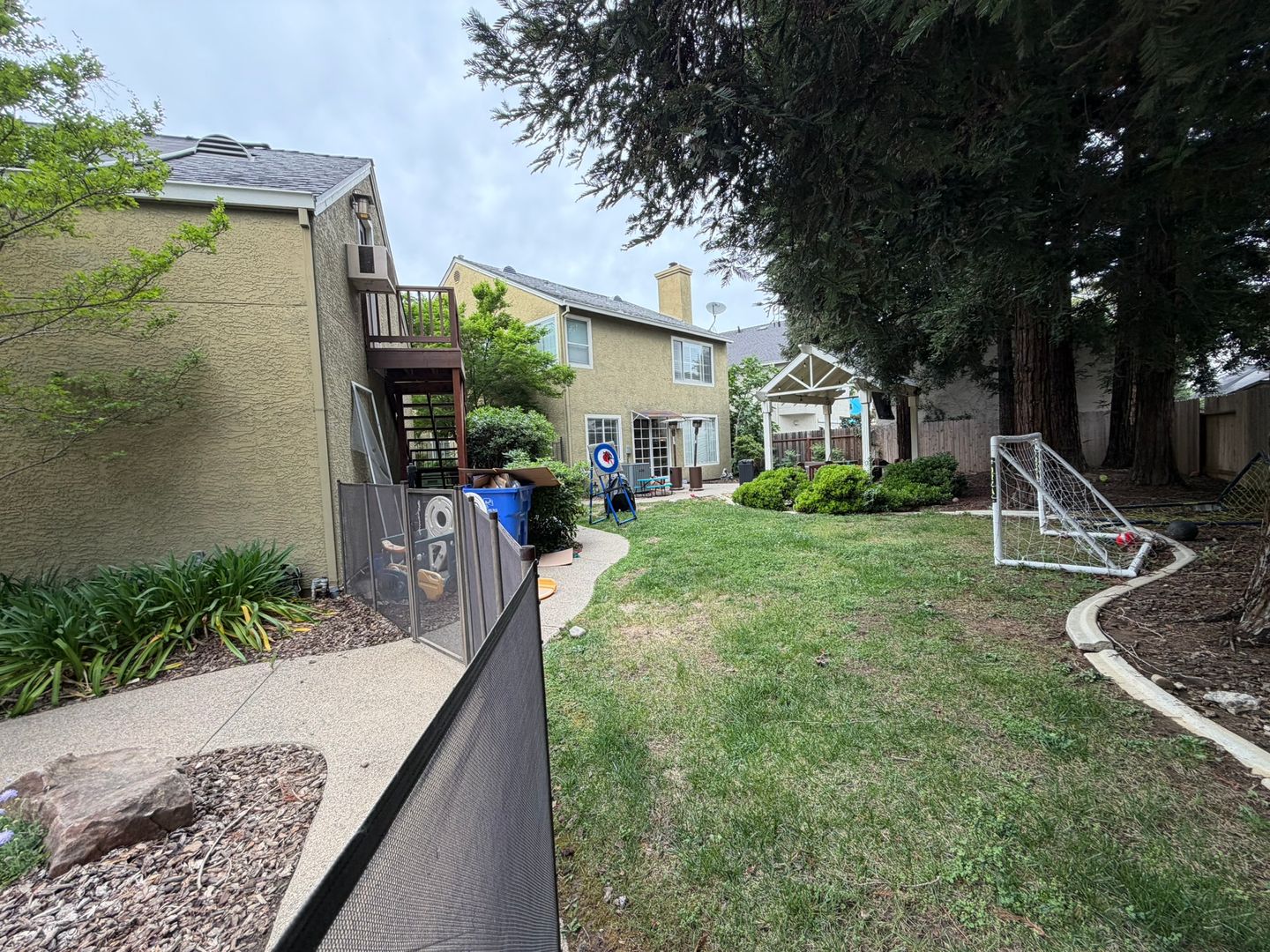 9448 Cedarview Way  - Elk Grove - California - 4 bed, 3 bath rental property