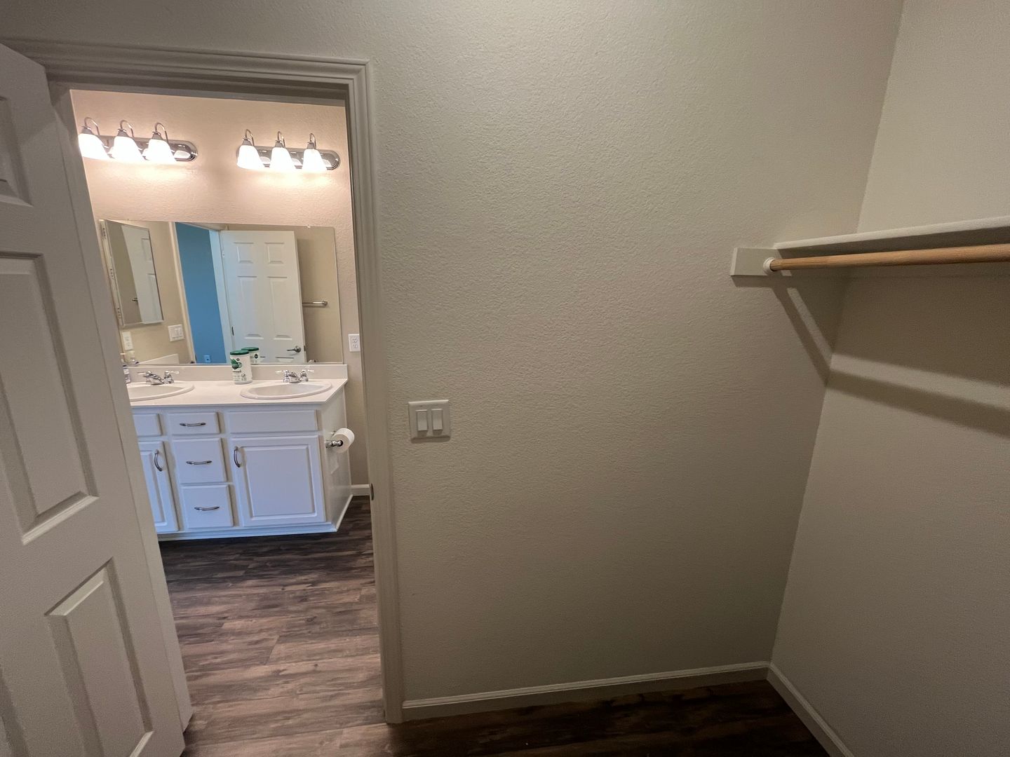 9984 Fan Shell Lane - Elk Grove - California - 3 bed, 2 bath rental property