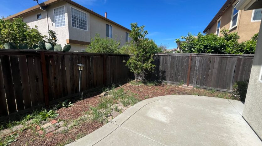 9984 Fan Shell Lane - Elk Grove - California - 3 bed, 2 bath rental property