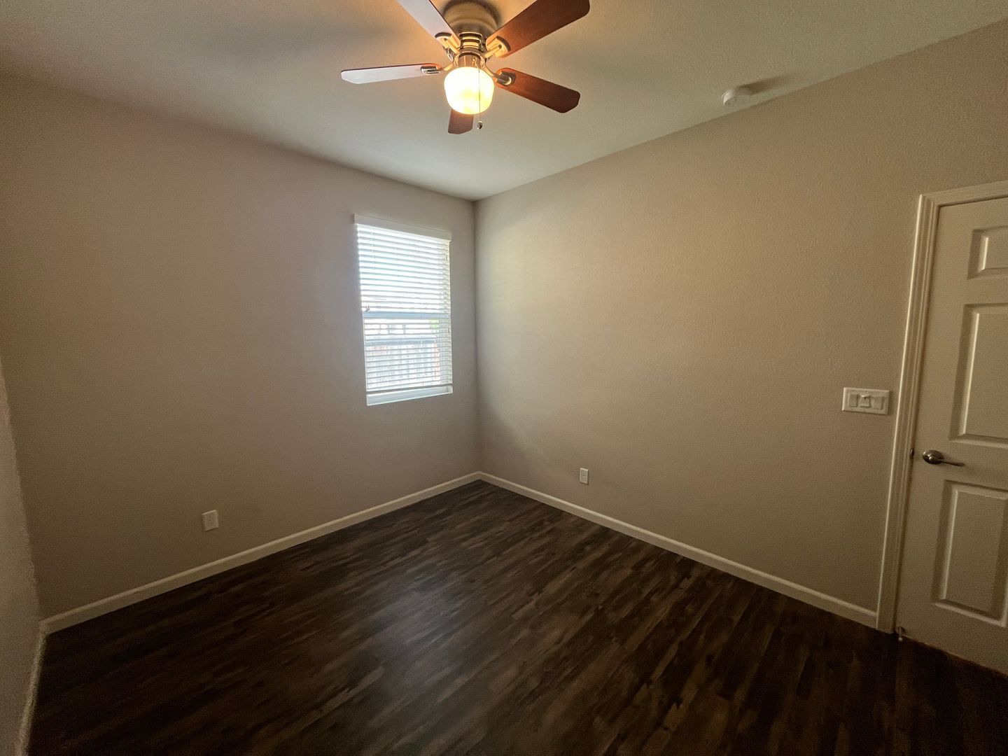 9984 Fan Shell Lane - Elk Grove - California - 3 bed, 2 bath rental property