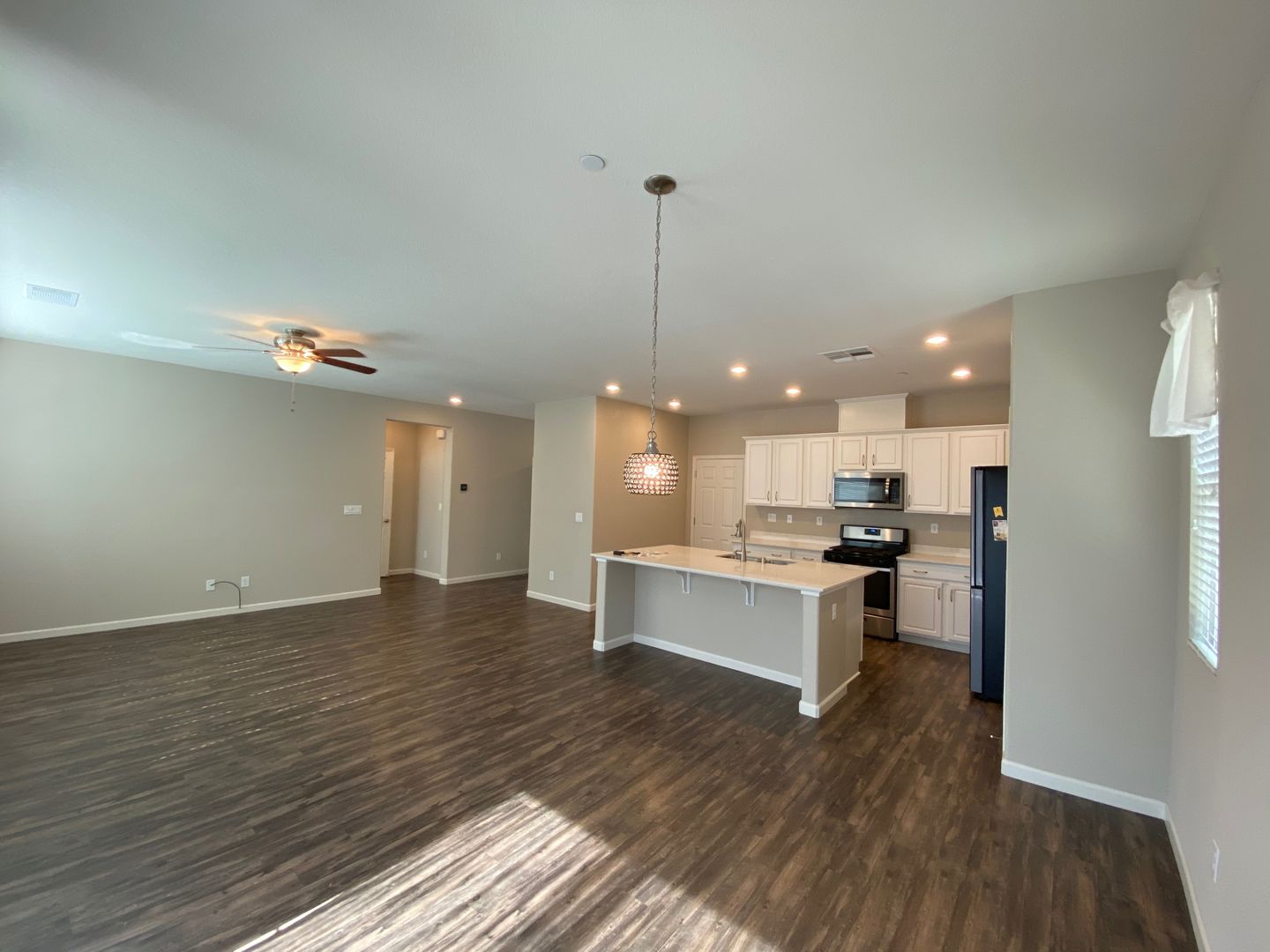 9984 Fan Shell Lane - Elk Grove - California - 3 bed, 2 bath rental property