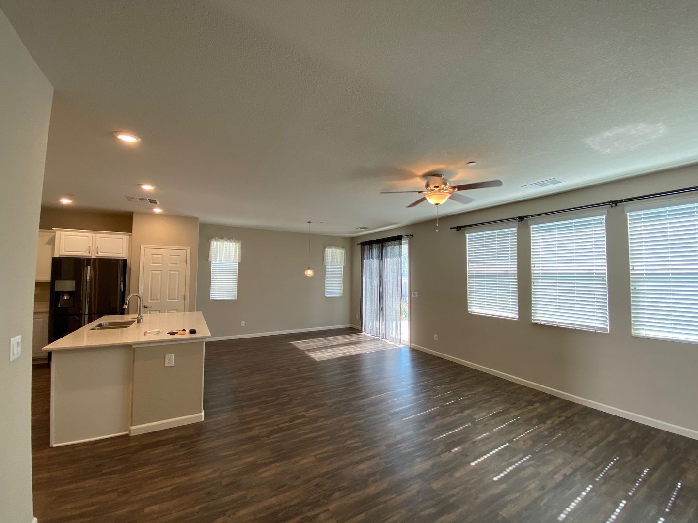 9984 Fan Shell Lane - Elk Grove - California - 3 bed, 2 bath rental property