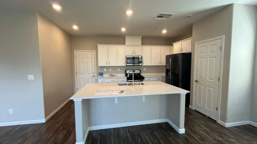 9984 Fan Shell Lane - Elk Grove - California - 3 bed, 2 bath rental property