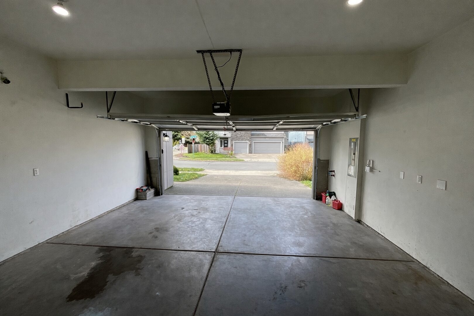 10035 56th Ave NE - Marysville - Washington - 4 bed, 2.5 bath rental property