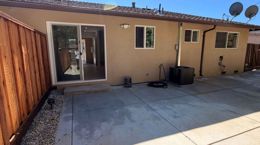 10121 Craft Lane - Cupertino - California - 2 bed, 1 bath rental property