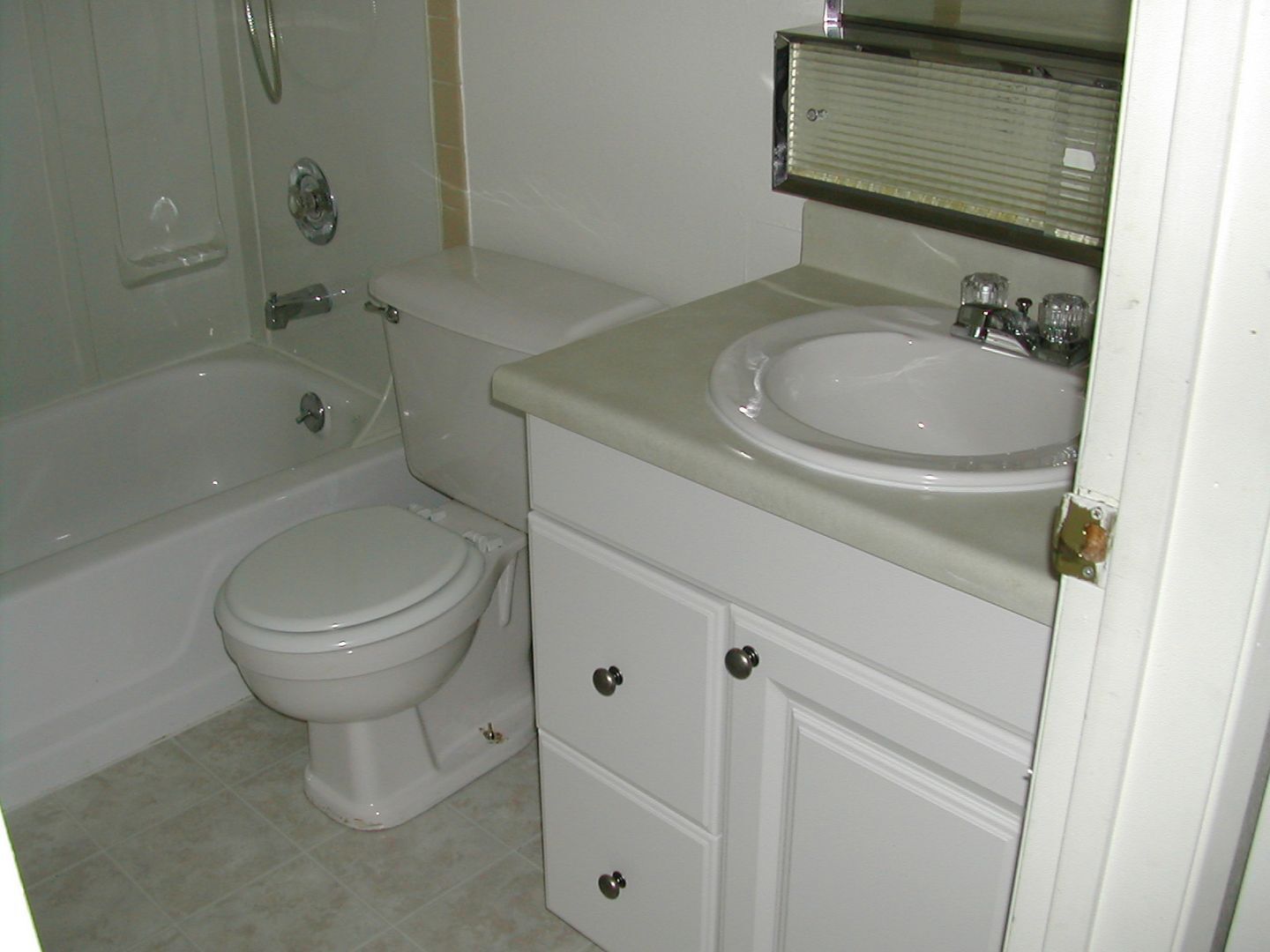 1015 Otis Street - Bellingham - Washington - 1 bed, 1 bath rental property