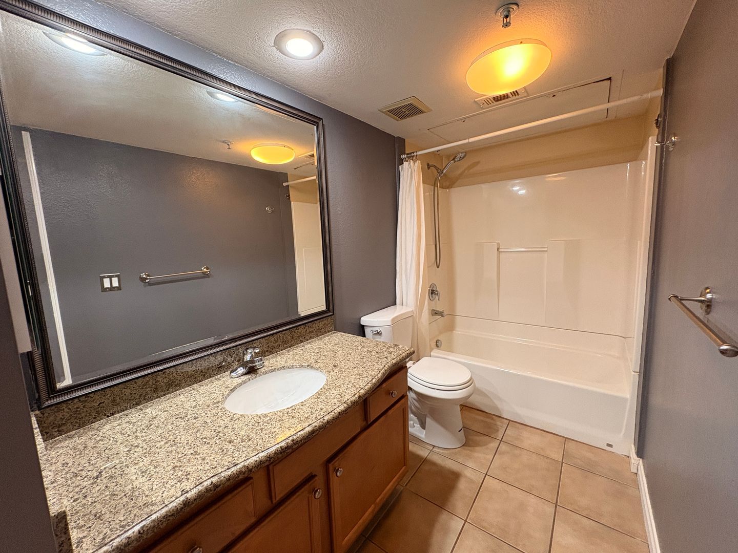 1020 La Terraza Cir 306 - Corona - California - 1 bed, 1 bath rental property