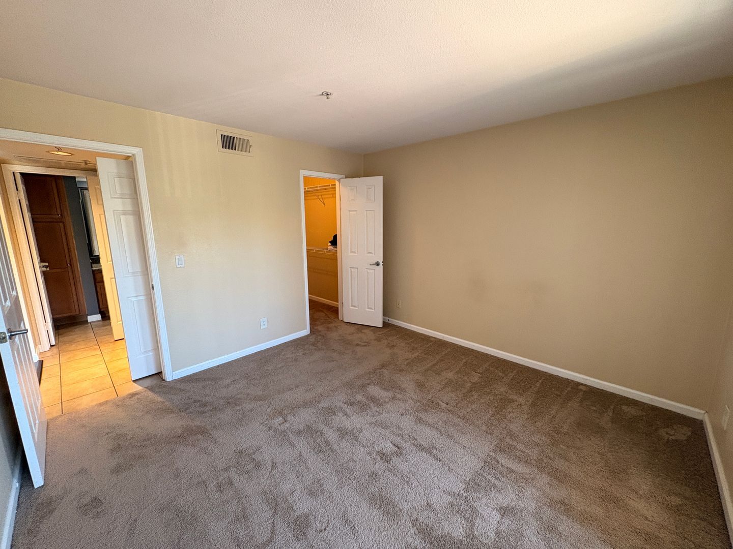 1020 La Terraza Cir 306 - Corona - California - 1 bed, 1 bath rental property