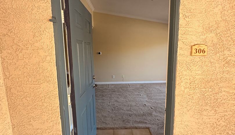 1020 La Terraza Cir 306 - Corona - California - 1 bed, 1 bath rental property