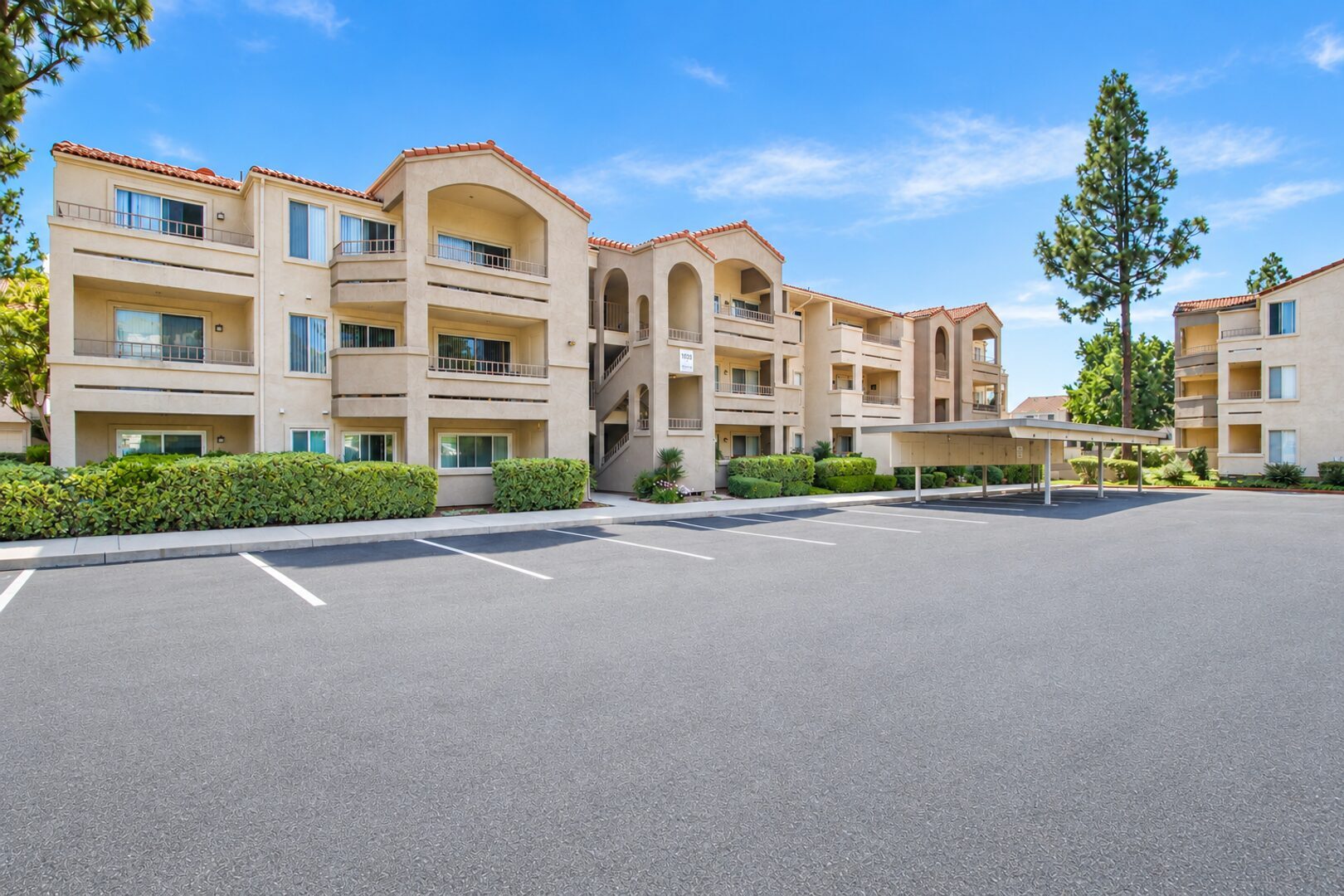 1020 La Terraza Cir 306