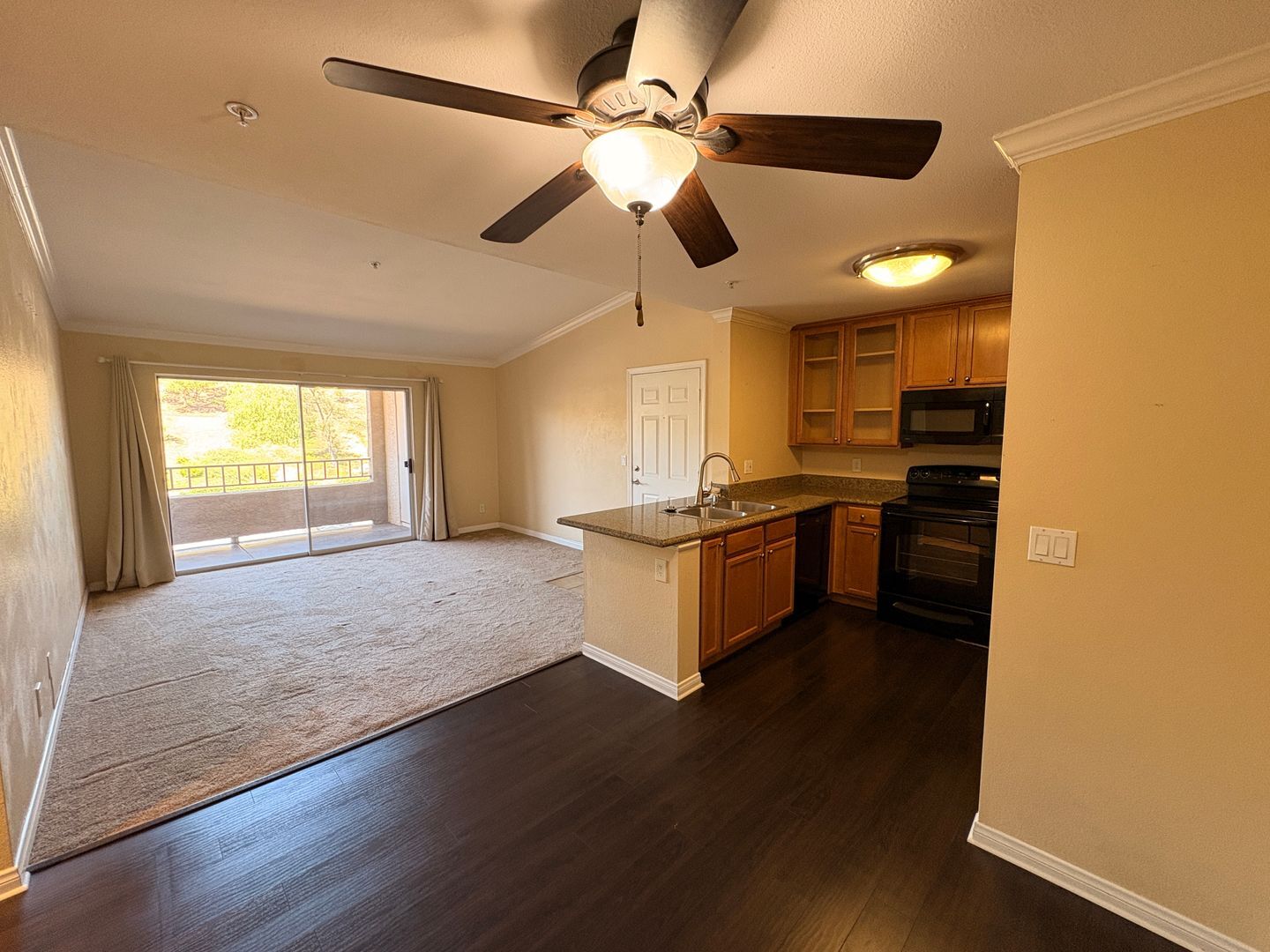 1020 La Terraza Cir 306 - Corona - California - 1 bed, 1 bath rental property