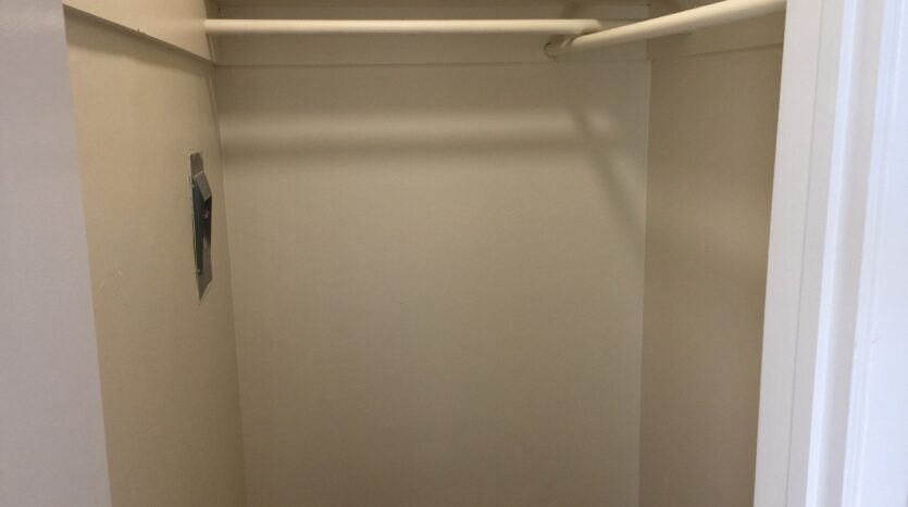 1027 Felspar Street - San Diego - California - 1 bed, 1 bath rental property