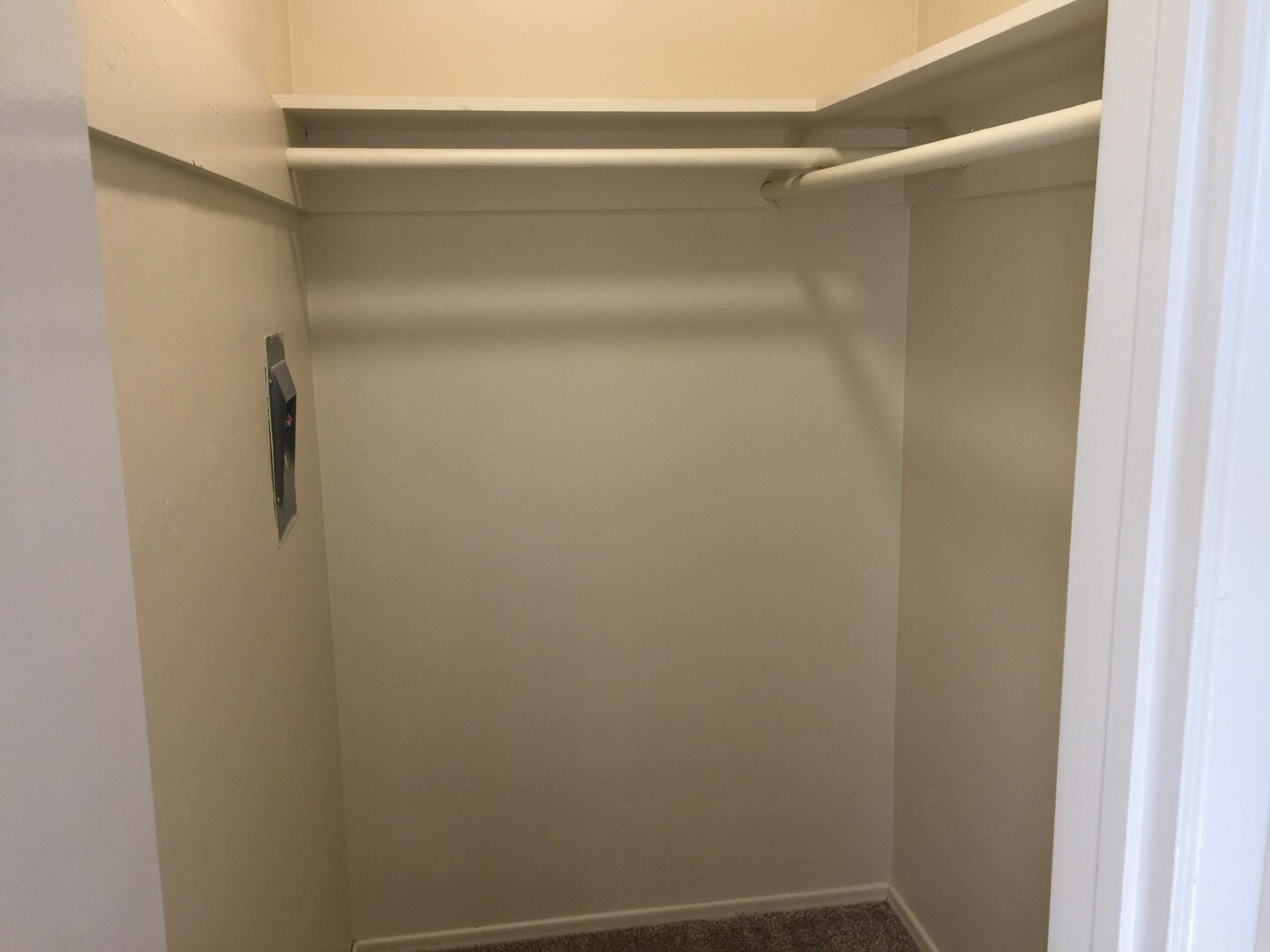 1027 Felspar Street - San Diego - California - 1 bed, 1 bath rental property