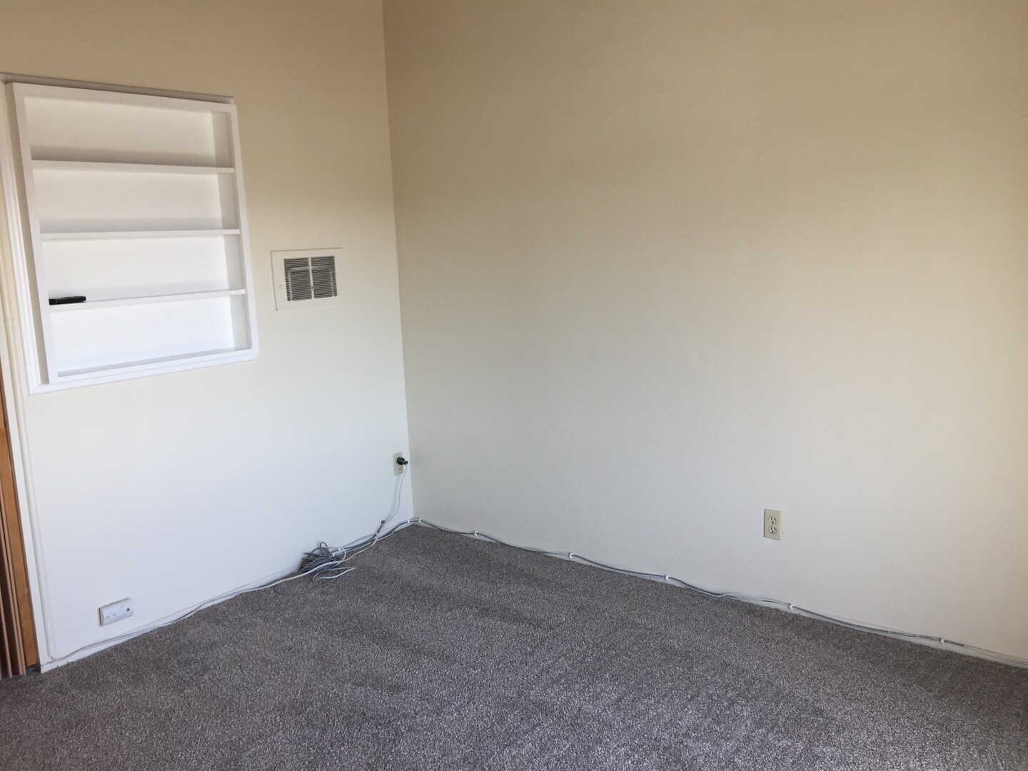 1027 Felspar Street - San Diego - California - 1 bed, 1 bath rental property