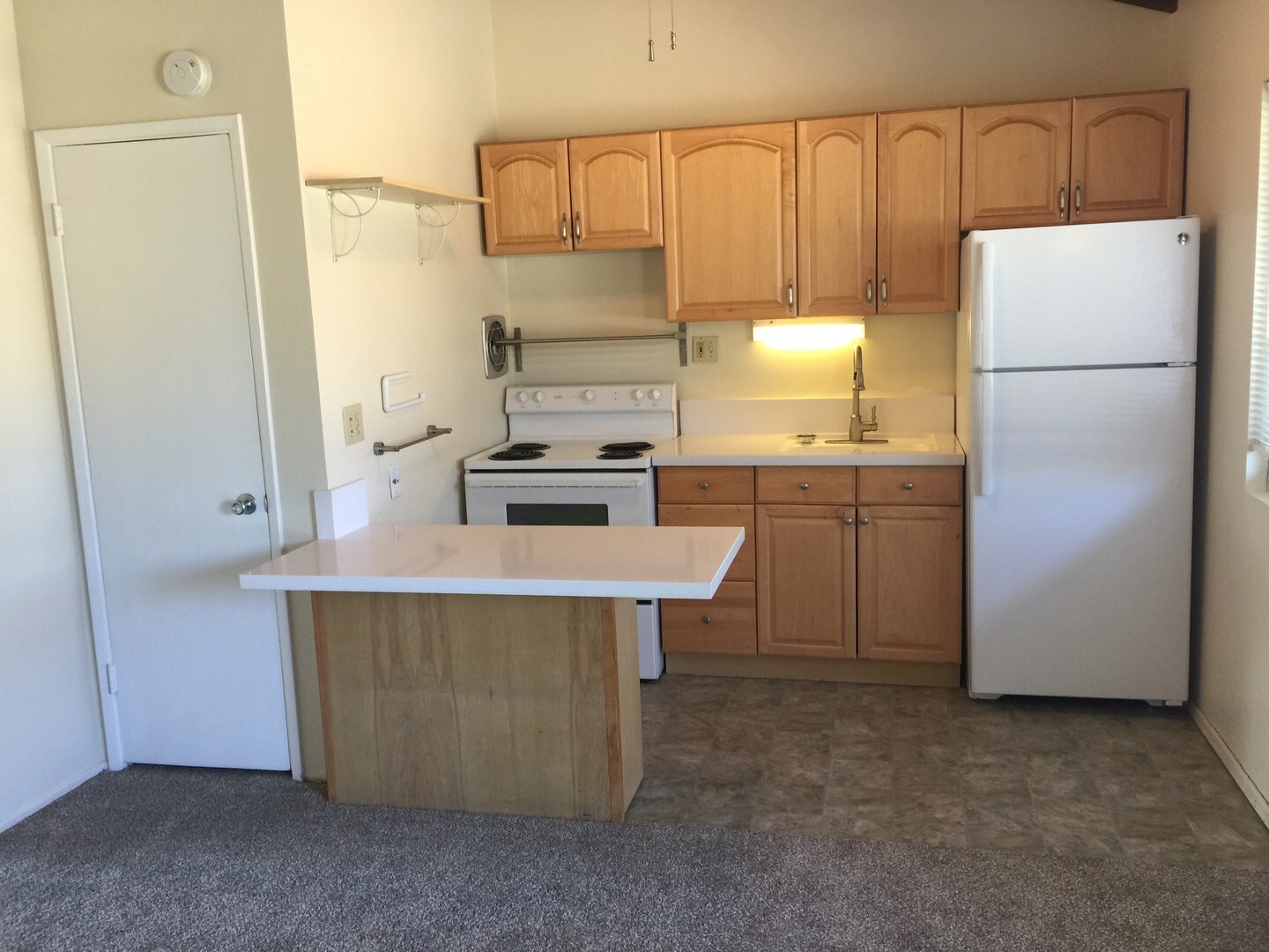 1027 Felspar Street - San Diego - California - 1 bed, 1 bath rental property