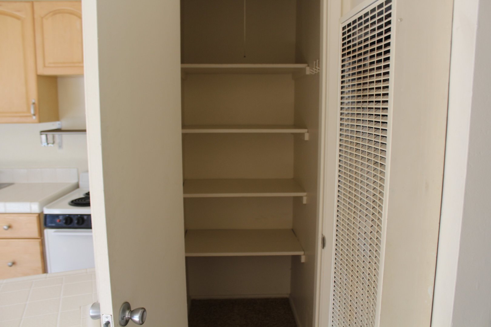 1027 Felspar Street - San Diego - California - 1 bed, 1 bath rental property