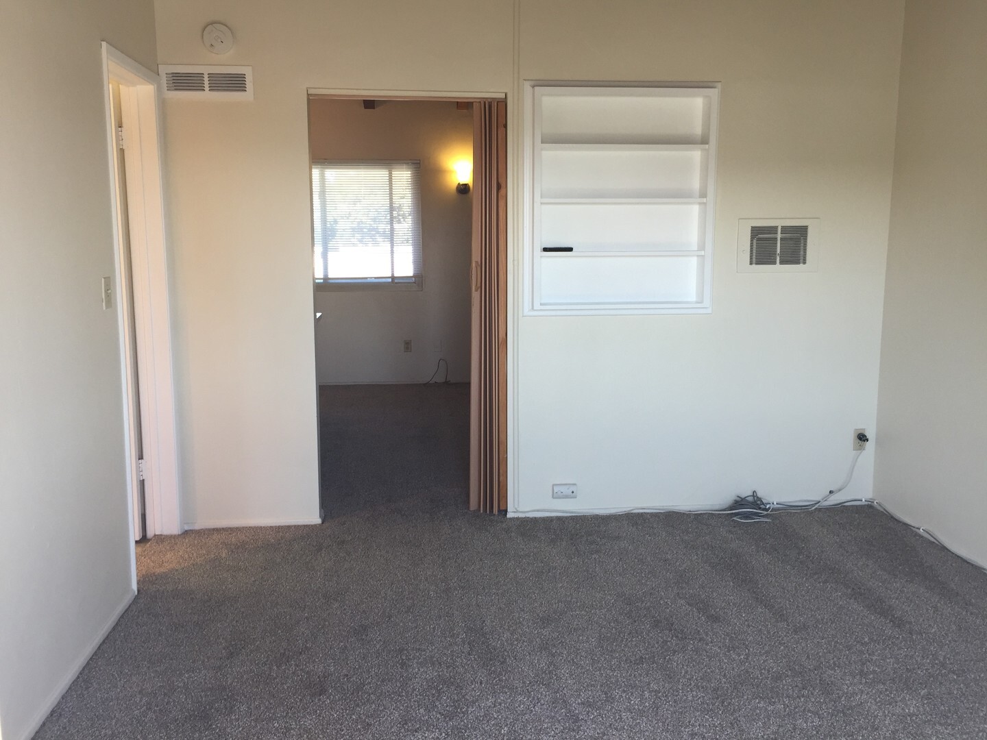 1027 Felspar Street - San Diego - California - 1 bed, 1 bath rental property