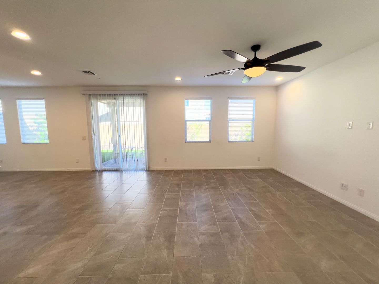 10384 Sadie Blake Ave - Las Vegas - Nevada - 3 bed, 2.5 bath rental property