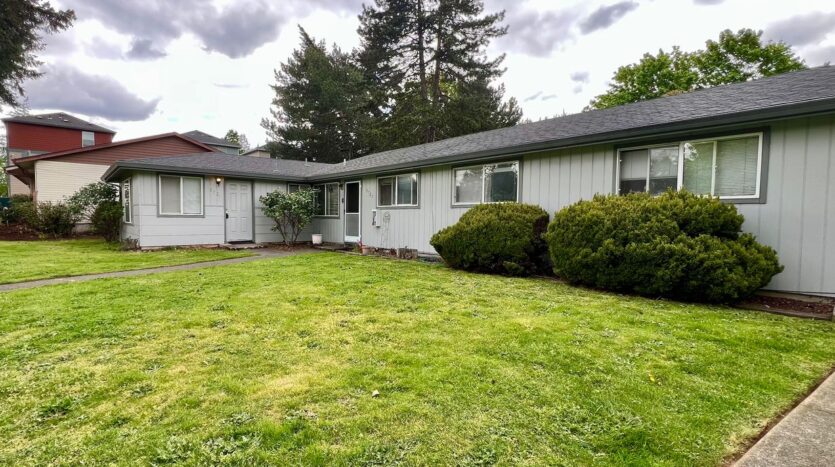 10721 SE Bush St   - Portland - Oregon - 2 bed, 1 bath rental property