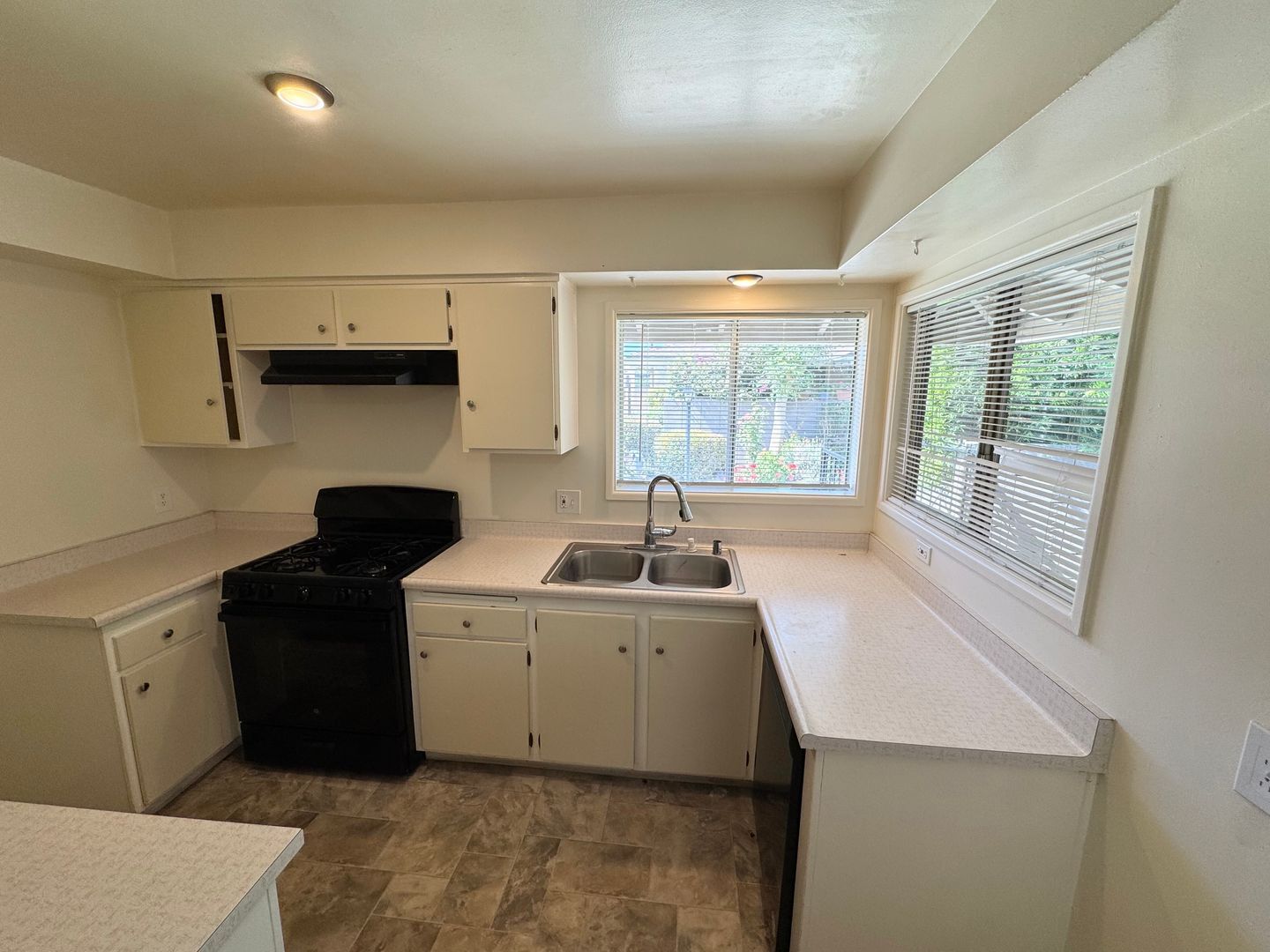 10743 Magnolia Ave #101 - Anaheim - California - 2 bed, 2 bath rental property