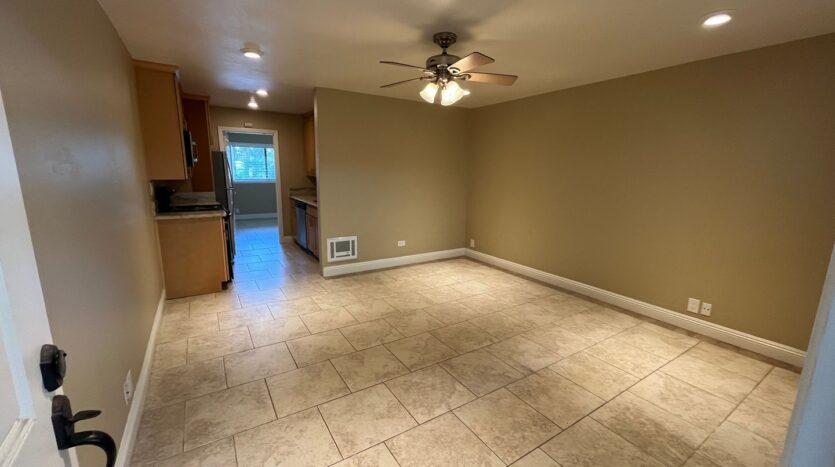 1075 N Vulcan Ave - Encinitas - California - 1 bed, 1 bath rental property