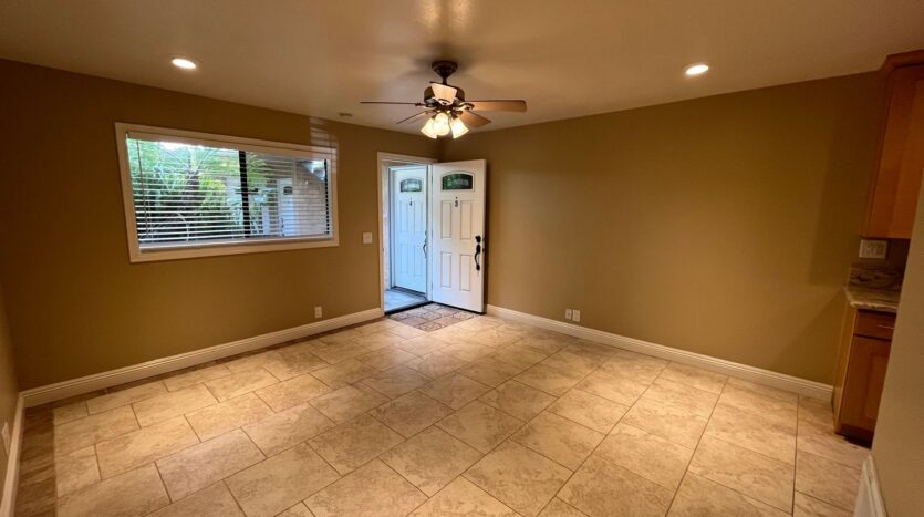 1075 N Vulcan Ave - Encinitas - California - 1 bed, 1 bath rental property