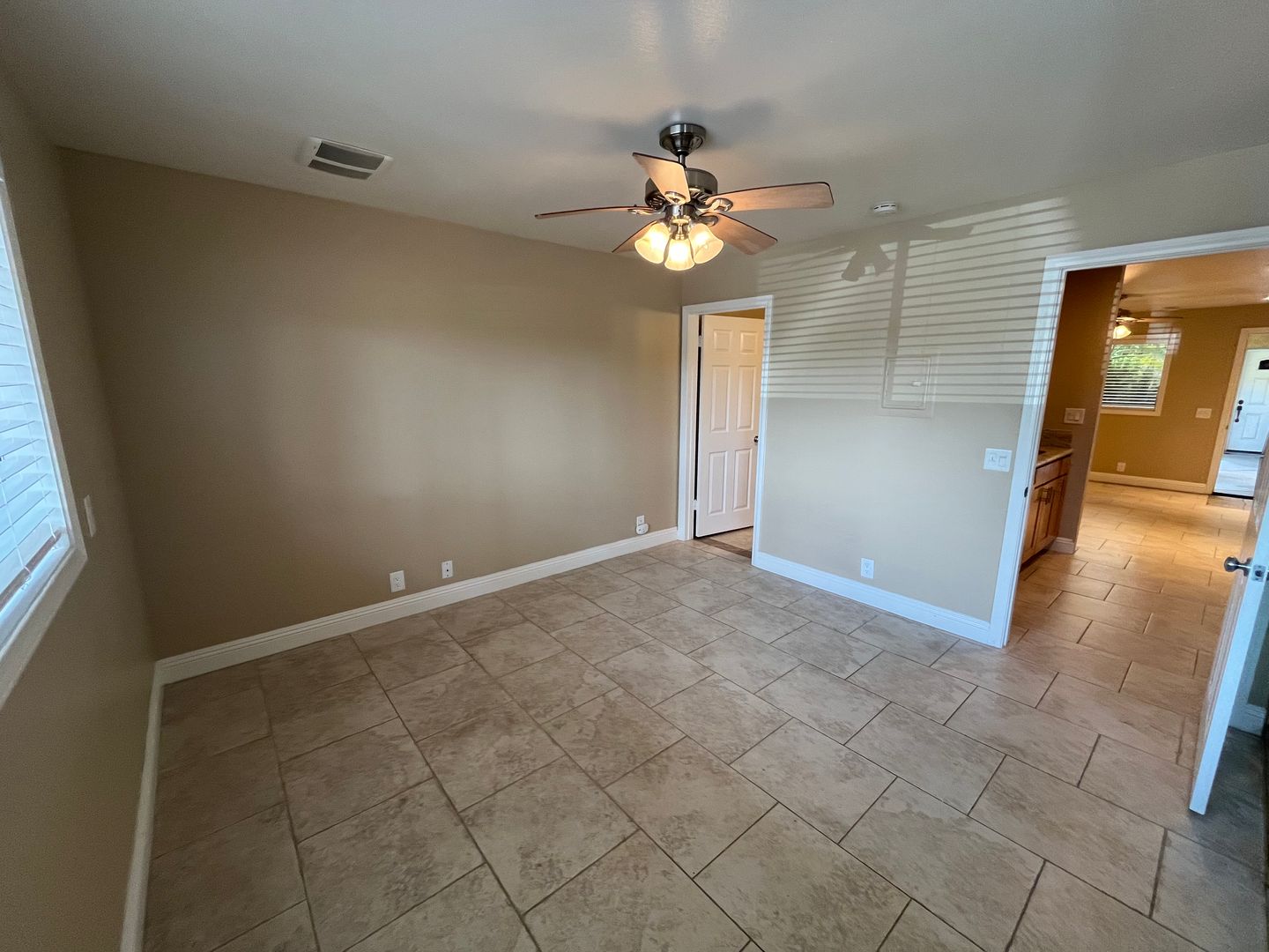 1075 N Vulcan Ave - Encinitas - California - 1 bed, 1 bath rental property