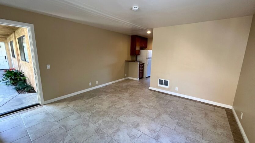 1075 N Vulcan Ave - Encinitas - California - 1 bed, 1 bath rental property