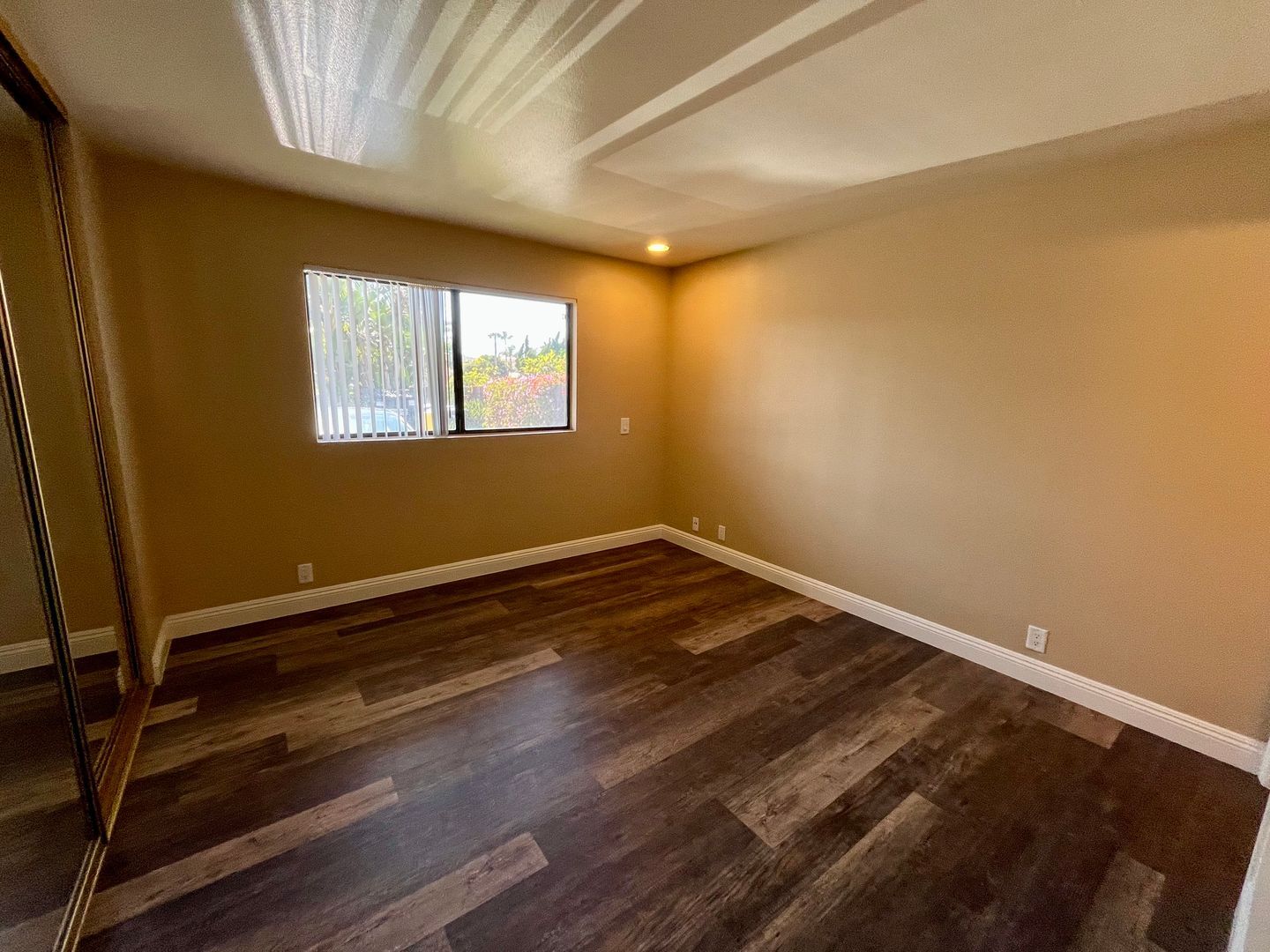 1075 N Vulcan Ave - Encinitas - California - 1 bed, 1 bath rental property