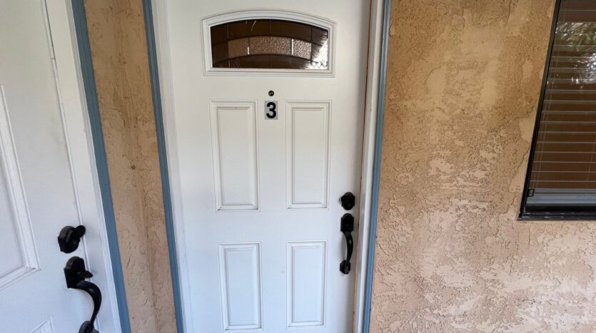 1075 N Vulcan Ave - Encinitas - California - 1 bed, 1 bath rental property