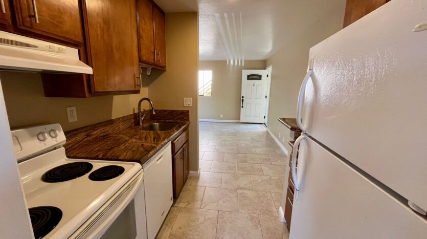 1075 N Vulcan Ave - Encinitas - California - 1 bed, 1 bath rental property