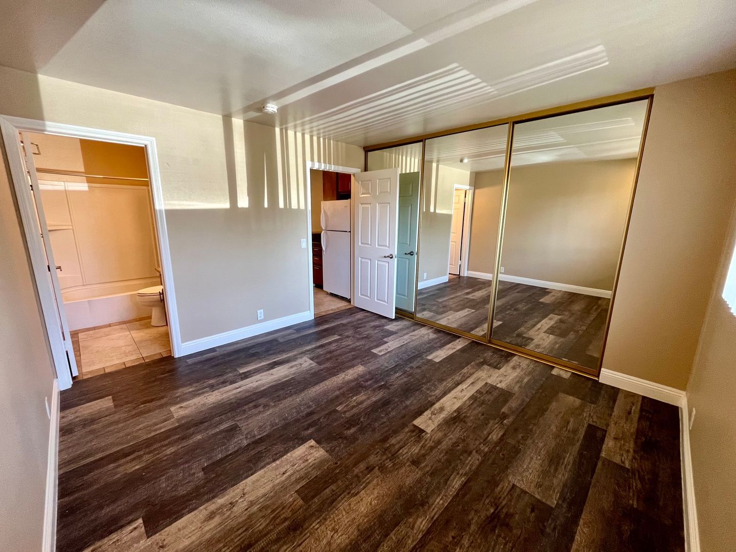 1075 N Vulcan Ave - Encinitas - California - 1 bed, 1 bath rental property