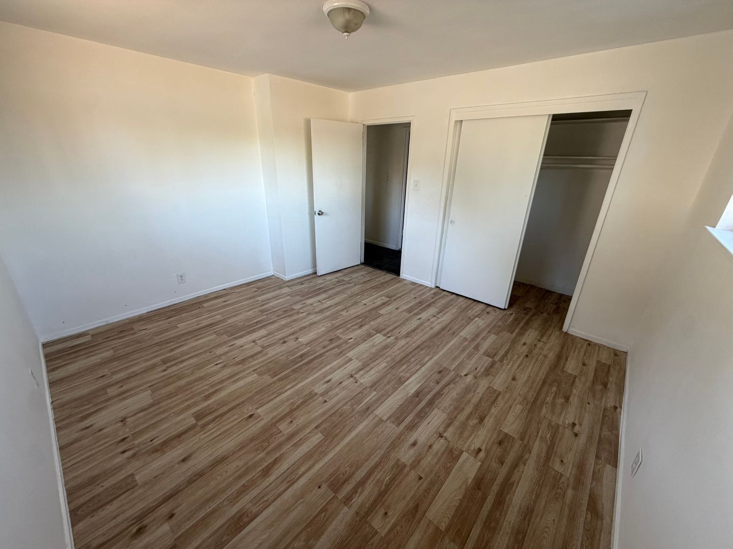 11322 Franklin Blvd - Elk Grove - California - 4 bed, 3 bath rental property