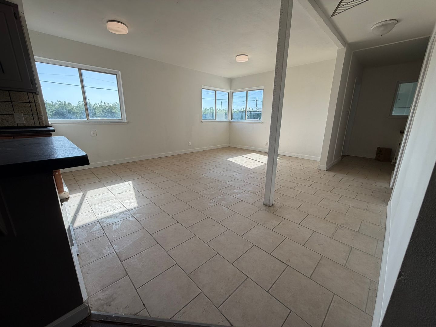 11322 Franklin Blvd - Elk Grove - California - 4 bed, 3 bath rental property