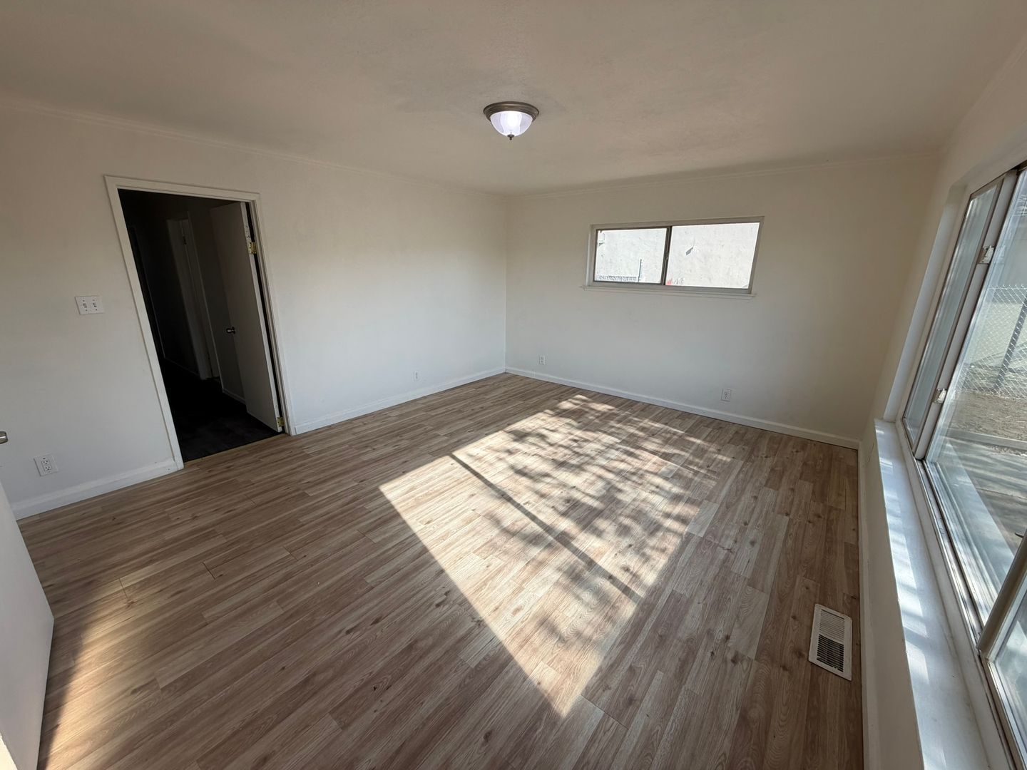 11322 Franklin Blvd - Elk Grove - California - 4 bed, 3 bath rental property