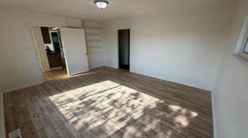 11322 Franklin Blvd - Elk Grove - California - 4 bed, 3 bath rental property