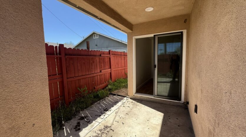 1138 North Avenue - Sacramento - CA - 3 bed, 2 bath rental property