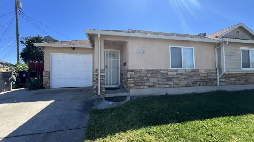 1138 North Avenue - Sacramento - CA - 3 bed, 2 bath rental property