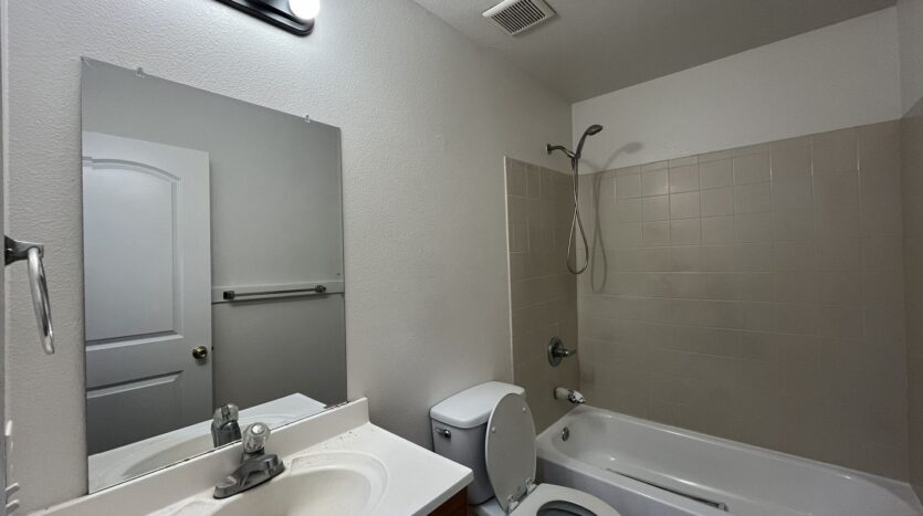 1138 North Avenue - Sacramento - CA - 3 bed, 2 bath rental property