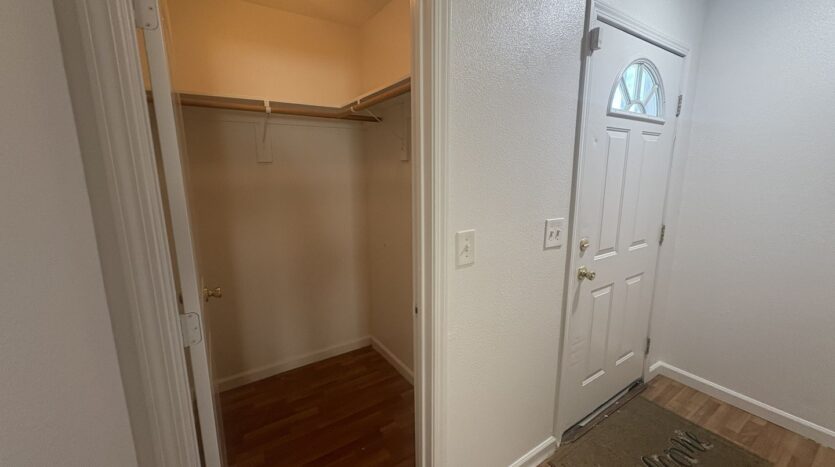 1138 North Avenue - Sacramento - CA - 3 bed, 2 bath rental property