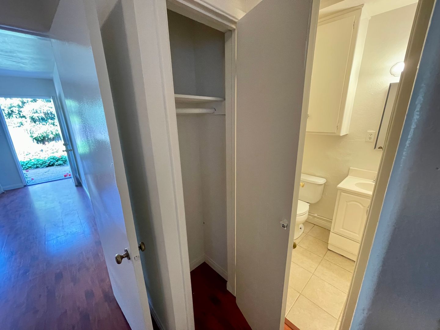 114-118 W 1st Ave - La Habra - California - 1 bed, 1 bath rental property