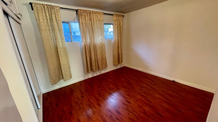 114-118 W 1st Ave - La Habra - California - 1 bed, 1 bath rental property