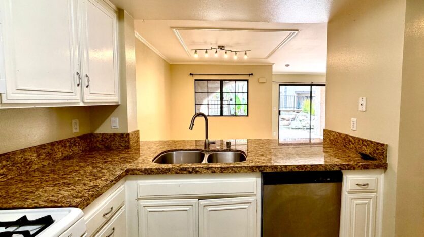 1157 Via Montoya - Camarillo - California - 2 bed, 2 bath rental property