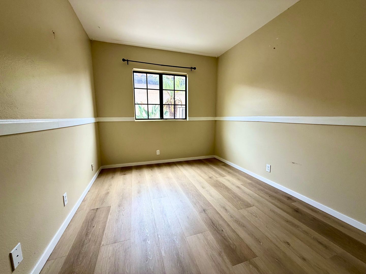1157 Via Montoya - Camarillo - California - 2 bed, 2 bath rental property