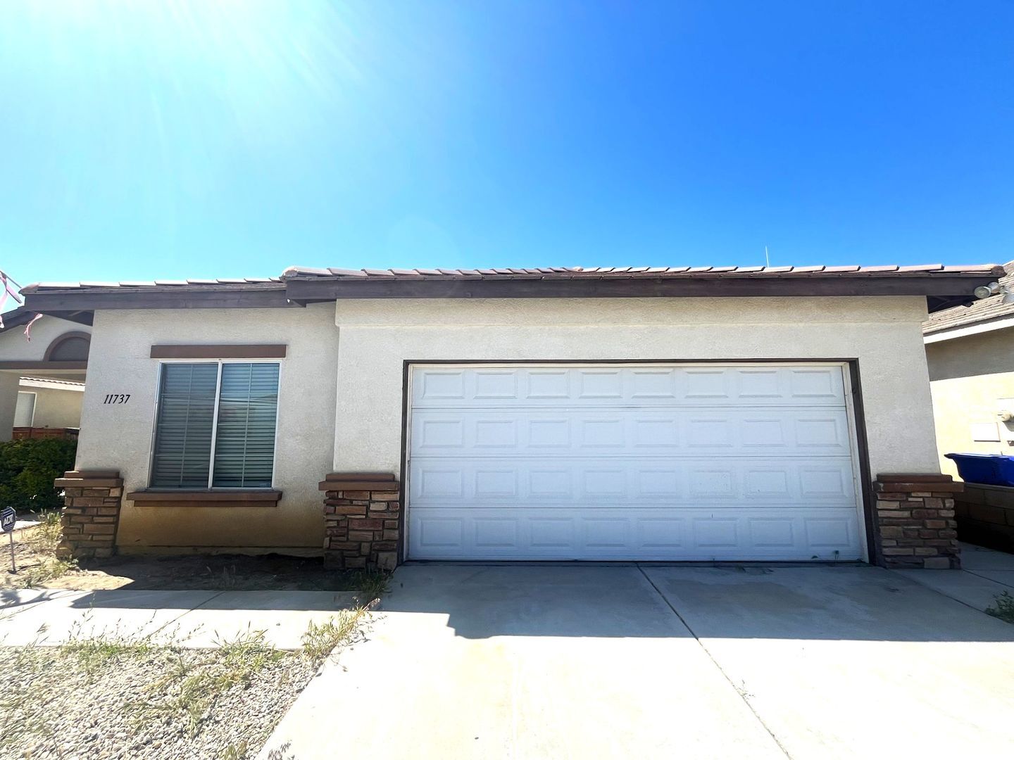 11737 Trailwood - Victorville - California - 5 bed, 2 bath rental property