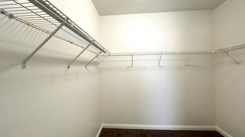 11737 Trailwood - Victorville - California - 5 bed, 2 bath rental property