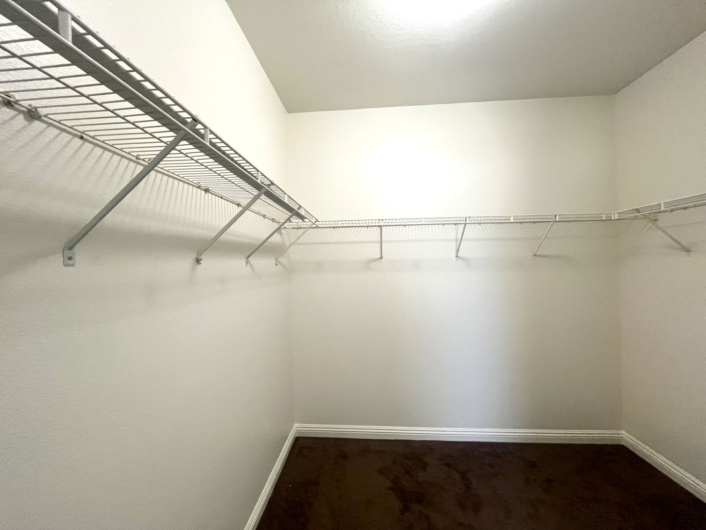 11737 Trailwood - Victorville - California - 5 bed, 2 bath rental property