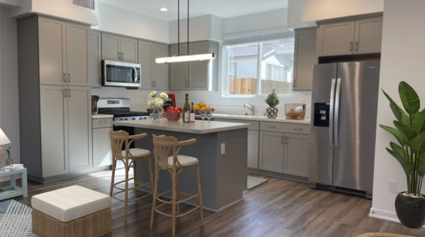 1258 East Santa Clara St   Unit 1258 - Ventura - California - 2 bed, 2.5 bath rental property